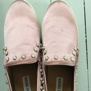 Steve Madden Pink Pearl Studded Loafers